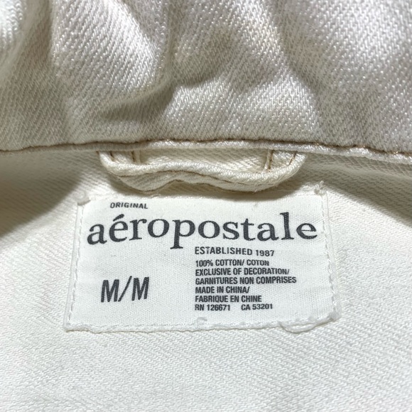 Aeropostale white cropped jean jacket (size medium) - Picture 6 of 10